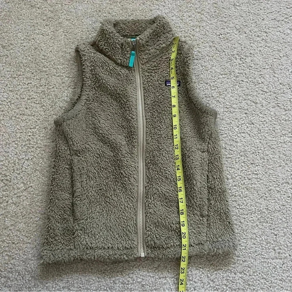 Patagonia Girls Los Gatos Vest Khaki Fleece Sz XL 14 Polyester Sty65490, - Picture 9 of 16